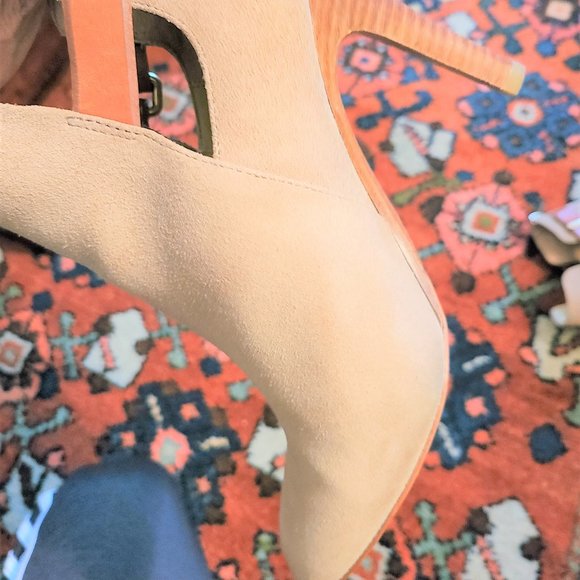 Coach Ann tan suede ankle boots size 8 - Picture 5 of 10